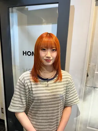 ミディアム カラー HOMIE TOKYO所属・sora / 渋谷 / ハイトーンのヘアスタイル