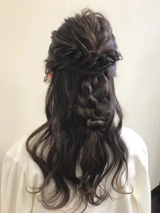 ロング ヘアアレンジ 沢田 瞳のヘアスタイル