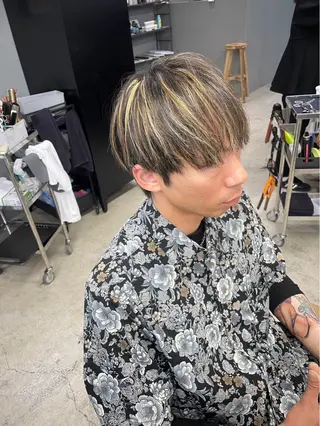 ショート カラー メンズ メンズ専門サロン wokeのヘアスタイル