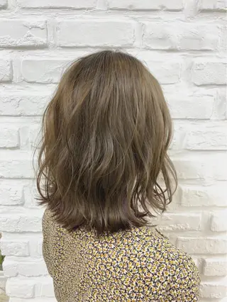 ミディアム カラー ヘアアレンジ 【センターパート/ マッシュ】ryokaのヘアスタイル