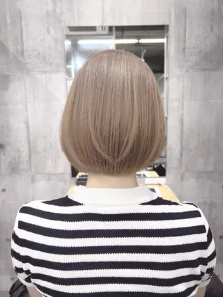 ミディアム カラー newi ナカノのヘアスタイル