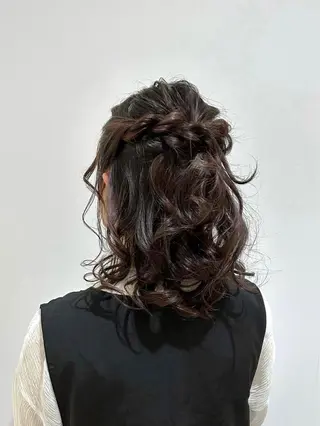 ミディアム ヘアアレンジ LOVEST Rihoのヘアスタイル