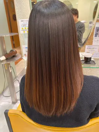 ロング 三田 豪のヘアスタイル