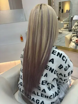 ロング オーロ緑地公園所属・エクステ/ブリーチ 緑地公園店長浦岡のヘアスタイル