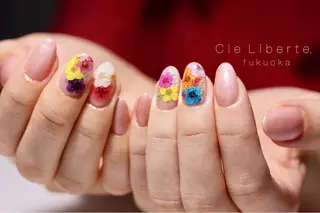 ネイル Elio所属・Elio 国泰寺のネイルデザイン
