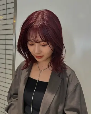 ミディアム カラー 中東 真子のヘアスタイル