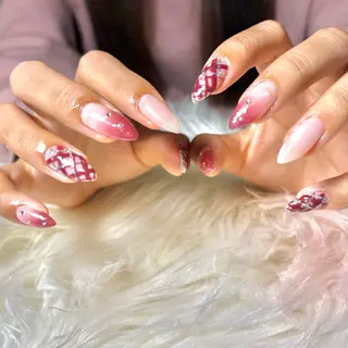 ネイル hohomi .のネイルデザイン