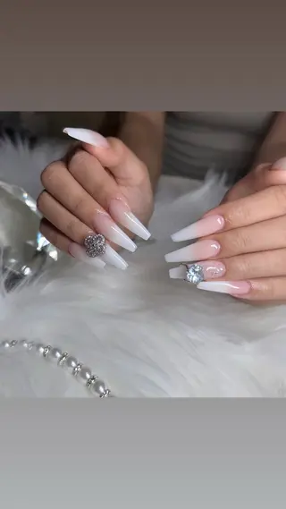 ネイル 加納 莉音のネイルデザイン