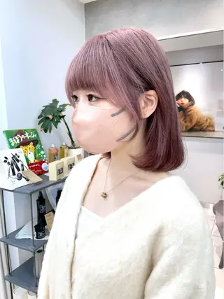 ショート カラー ヘアアレンジ ボブ/透明感ベージュ 🫧クルミ🌟のヘアスタイル