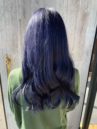 カラー 岡村 真子のヘアスタイル