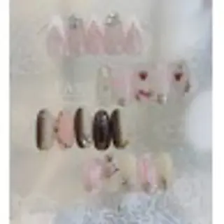 ネイル S nail salon所属・Vi Viネイル サロンのネイルデザイン