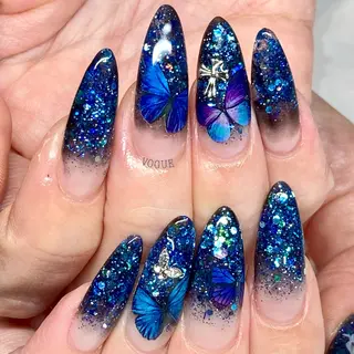 ネイル VOGUE ×SWANのネイルデザイン