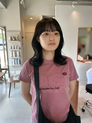 ミディアム レイヤーカット/ツヤ 縮毛矯正/アチワのヘアスタイル