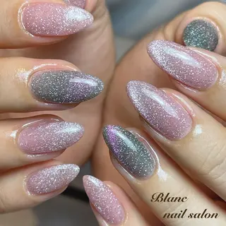 ミディアム Blanc ブランのネイルデザイン