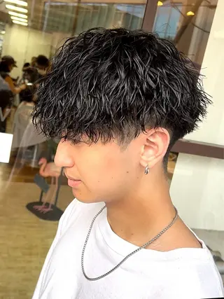 ショート パーマ メンズ yellowcorn所属・内山 京耶のヘアスタイル