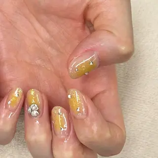 ネイル アトリエ　ミモザ所属・いまむら あかりのネイルデザイン
