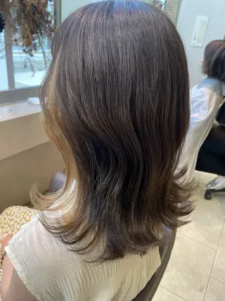 セミロング カラー 原 萌香のヘアスタイル