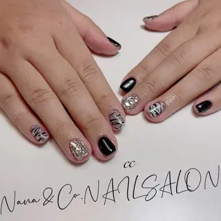 カラー ネイル C C🌼のネイルデザイン