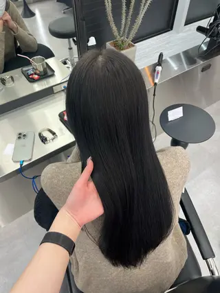ロング Itsuki/心斎橋 髪質改善/暗髪カラーのヘアスタイル