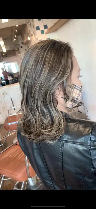 カラー Beyond（kitaro）所属・石井辰功也 フリーランス美容師のヘアスタイル