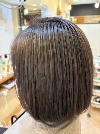 ショート loquat所属・佐久間 ともこのヘアスタイル