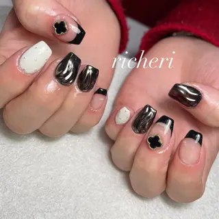 ミディアム ネイル richeri beautyのネイルデザイン