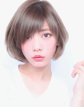 ショート Days 透明感カラーのヘアスタイル