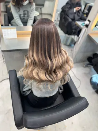 ロング ギャルの女神/ Shionのヘアスタイル