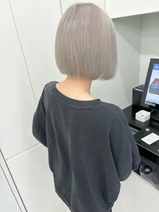ショート カラー 掛川 瑠唯のヘアスタイル