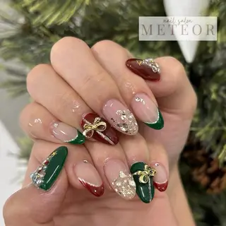 ネイル nailsalon meteor所属・METEOR💫 staffのネイルデザイン