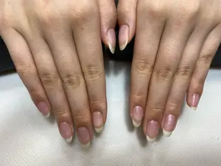 ネイル マックスケリー梅田店所属・佐橋 友美のネイルデザイン