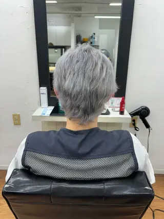 カラー 香野 優子のヘアスタイル