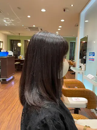 カラー 高橋廉治 （タカハシレンジ）のヘアスタイル