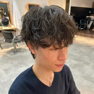 パーマ メンズ 男の理想を叶える🔥 メンズパーマ特化｜関のヘアスタイル