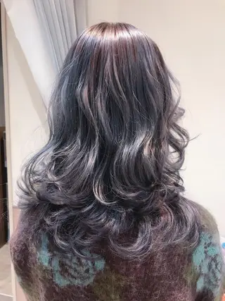 ロング カラー 古川 琴美のヘアスタイル