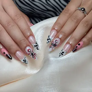 ネイル Maggie Nail🦩のネイルデザイン