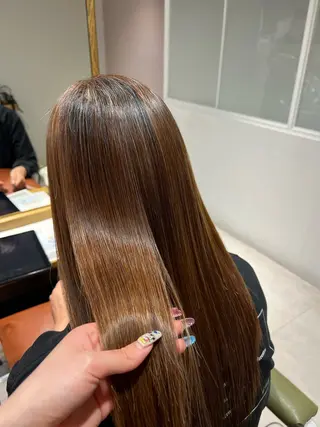 ロング ワタナベ モカ🦢ダブルカラーのヘアスタイル