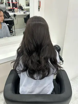 ロング まろっと艶感ブラウン ベージュ🤍まなかのヘアスタイル