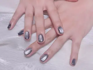 ネイル KARI ネイルサロンのネイルデザイン