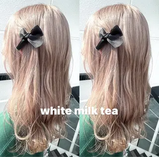 ミディアム 🦋ami/浦和 ブリーチカラー🦋のヘアスタイル