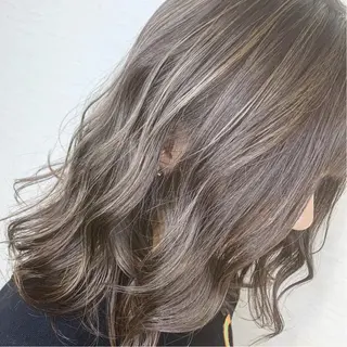 ミディアム ブリーチなしダブル/ レイヤーカット 小棹のヘアスタイル