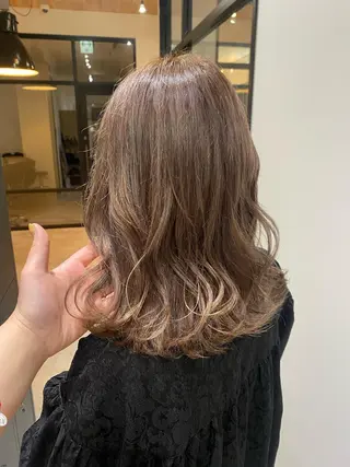 ミディアム カラー 🍑艶髪✖️暖色系 ✨momoka🍑のヘアスタイル