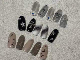 ネイル yuri 🌈のネイルデザイン