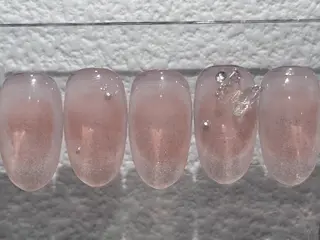 ネイル VELORA NAIL SALON所属・VELORA AIMI のネイルデザイン