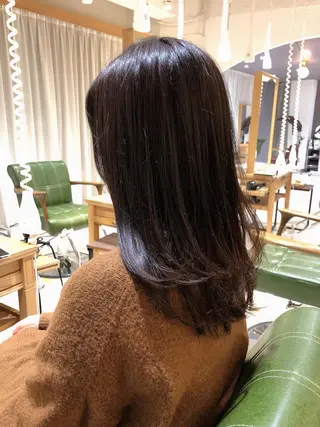 セミロング カラー eins.hair所属・過去一の柔髪ヘア 🌿einshairのヘアスタイル