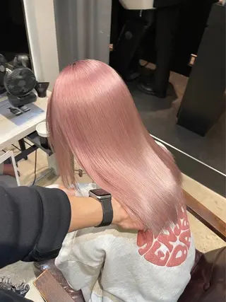 ロング カラー 俊 介のヘアスタイル