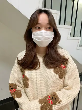 セミロング 'AXIS所属・'AXIS maiのヘアスタイル