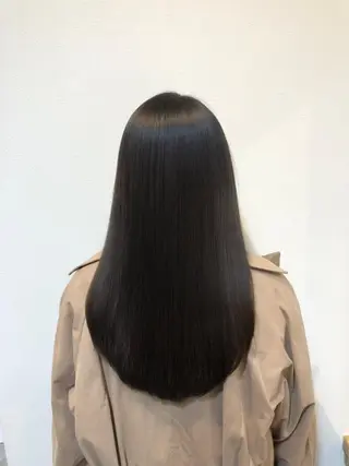 セミロング 髪質改善ストレー ト指名NO.1林駿希のヘアスタイル