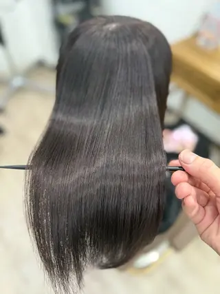 ミディアム A'SHE横浜所属・髪質改善特化🔥縮毛 、美髪形成のプロ✂️のヘアスタイル