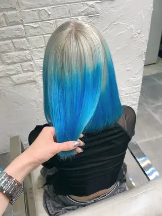 ミディアム カラー uros.所属・🩵aiko / モデル募集中️🩵のヘアスタイル